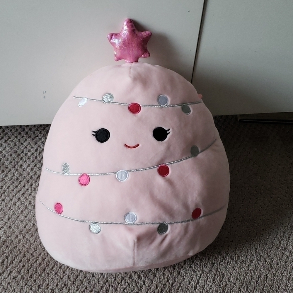 Squishmallows 2021 Christmas Tree Pink Garnet